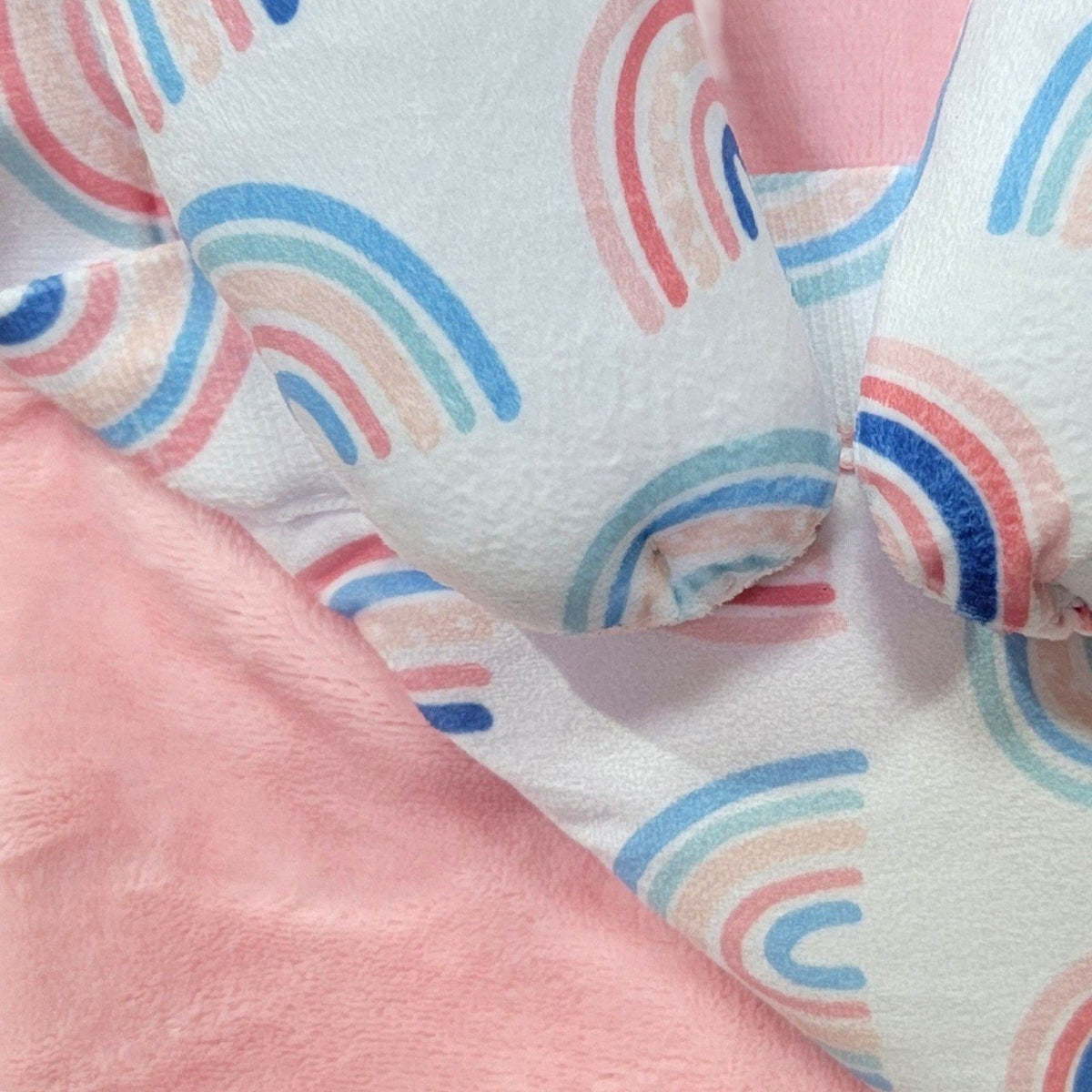 SET DE MANTA Y ALMOHADA DE VIAJE PARA BEBE CON TEXTURA ATERCIOPELADA CLOUD 9 76X101CM