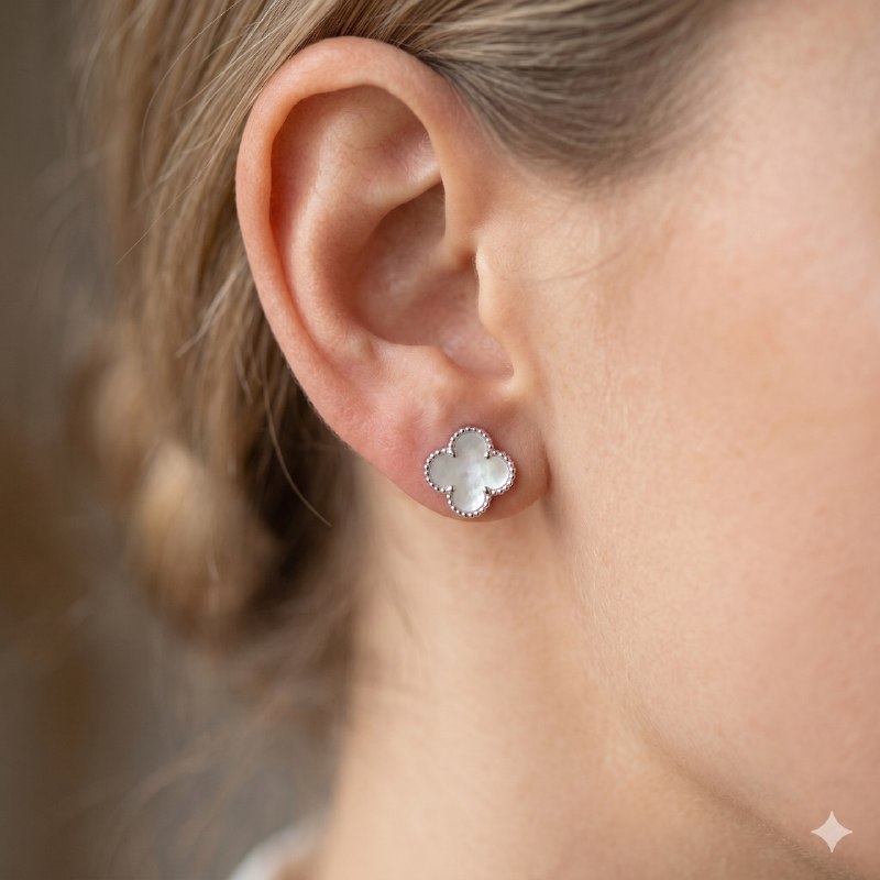 ARITO EN FORMA DE VANCLEEF DE PLATA 9.25 PESO: 2.9G