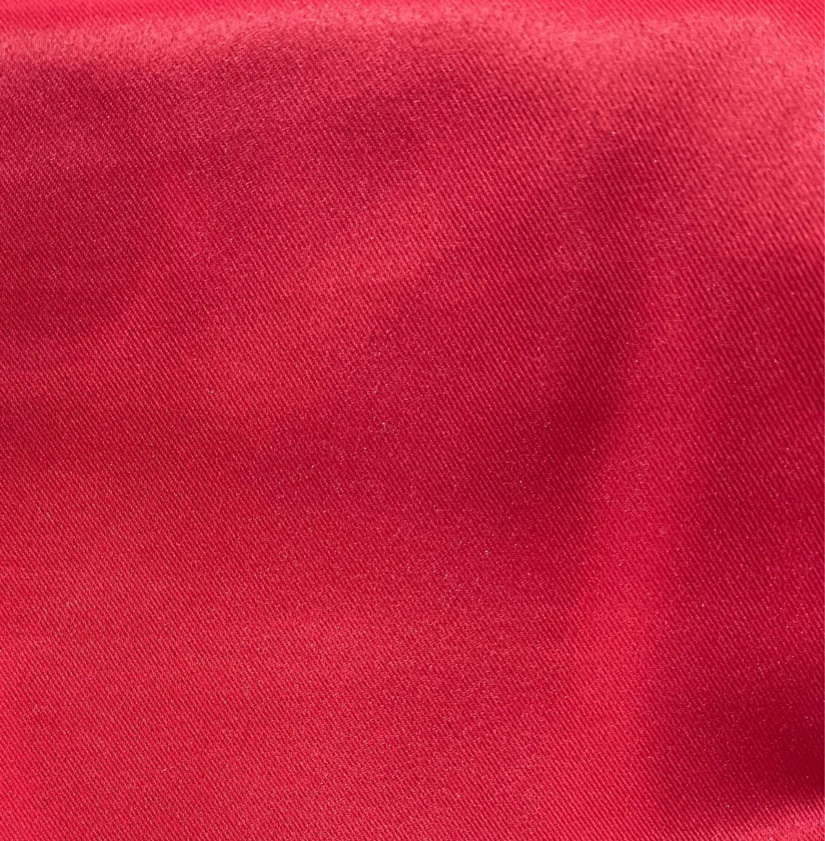 CORTINA BLACKOUT COLOR ROJO CON OJALES DE METAL 1 PANEL HPC POLO 132X228CM