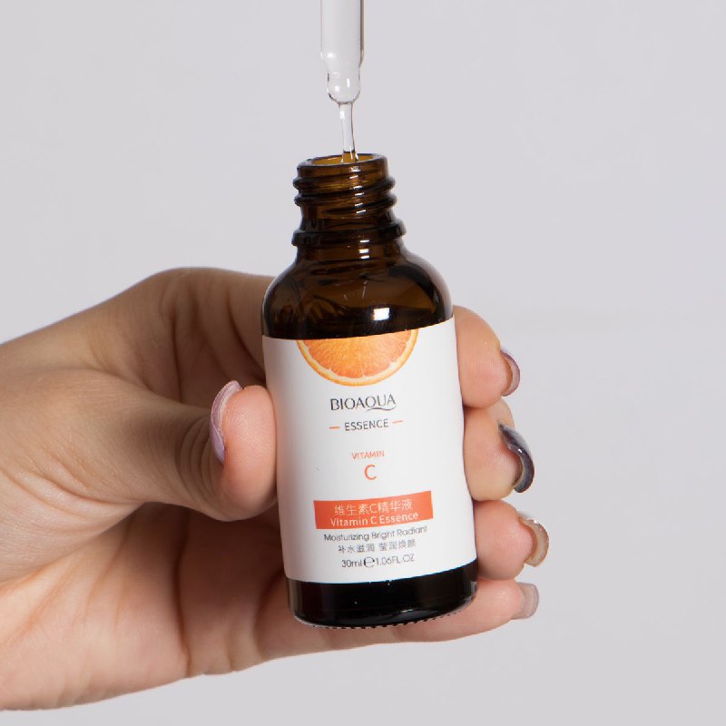 SUERO FACIAL HIDRATANTE DE VITAMINA C, HUMECTA Y REJUVENECE EL ROSTRO BIOAQUA 30ML