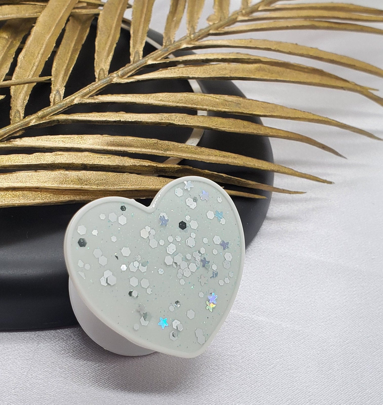 SOPORTE PARA CELULAR EN FORMA DE CORAZON