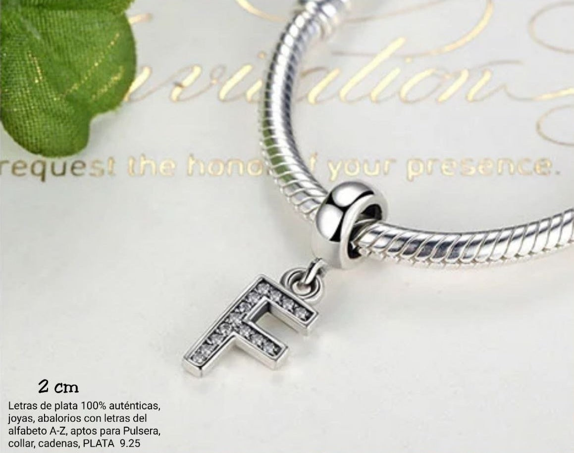 PCHARM788#F COLGANTE LETRA F