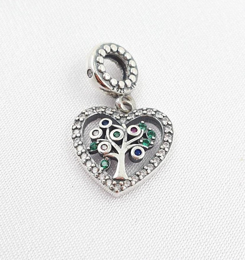 PCHARM2649 COLGANTE DE CORAZON CON EL ARBOL DE LA VIDA EN MEDIO