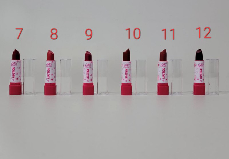 BRILLO PARA LABIOS LIPSTICK RICO EN PIGMENTO ENGOL COLLECTIONS 3.5G