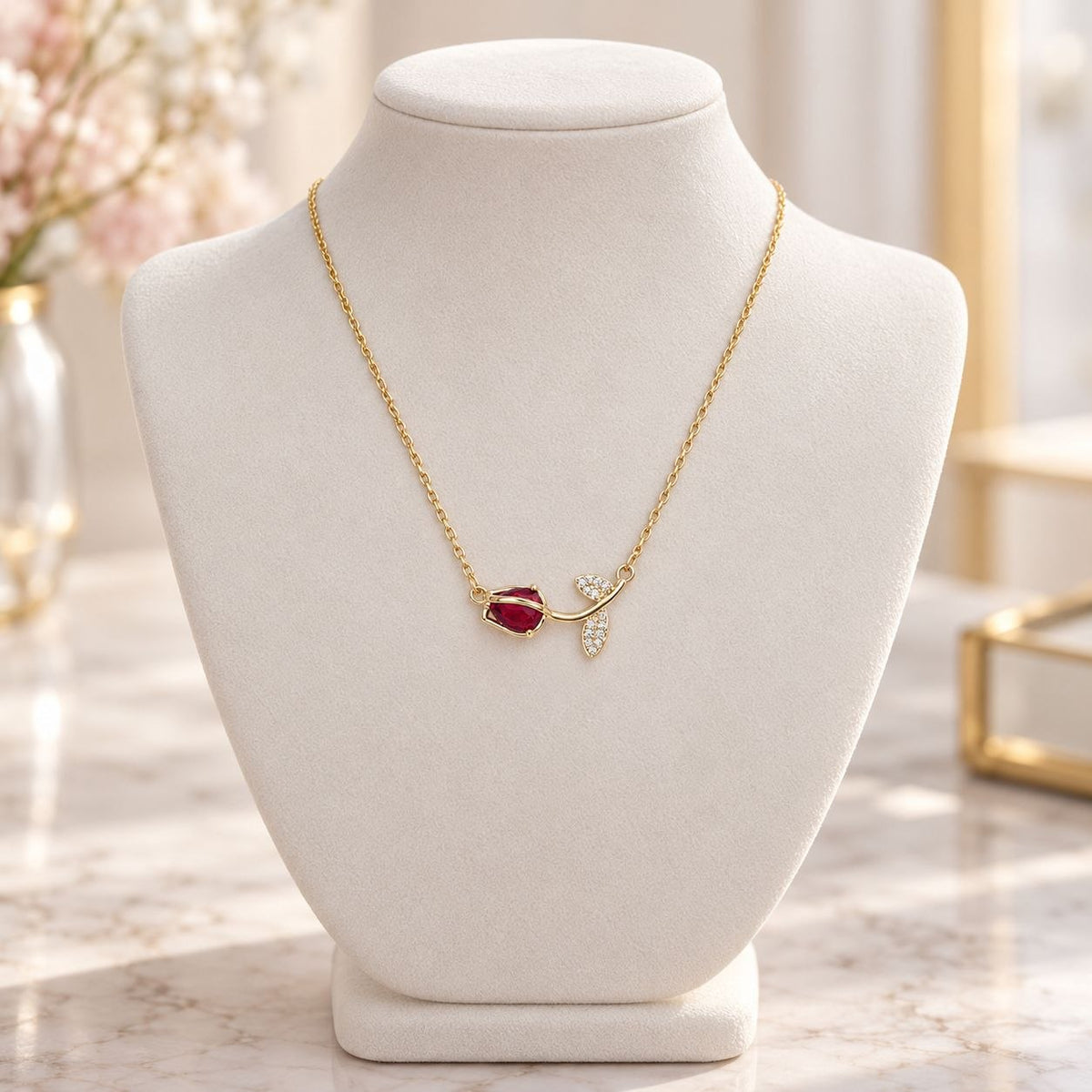 GARGANTILLA DE ENCHAPE PARA DAMA CON DISEÑO DE ROSA ROJA HORIZONTAL 3CM