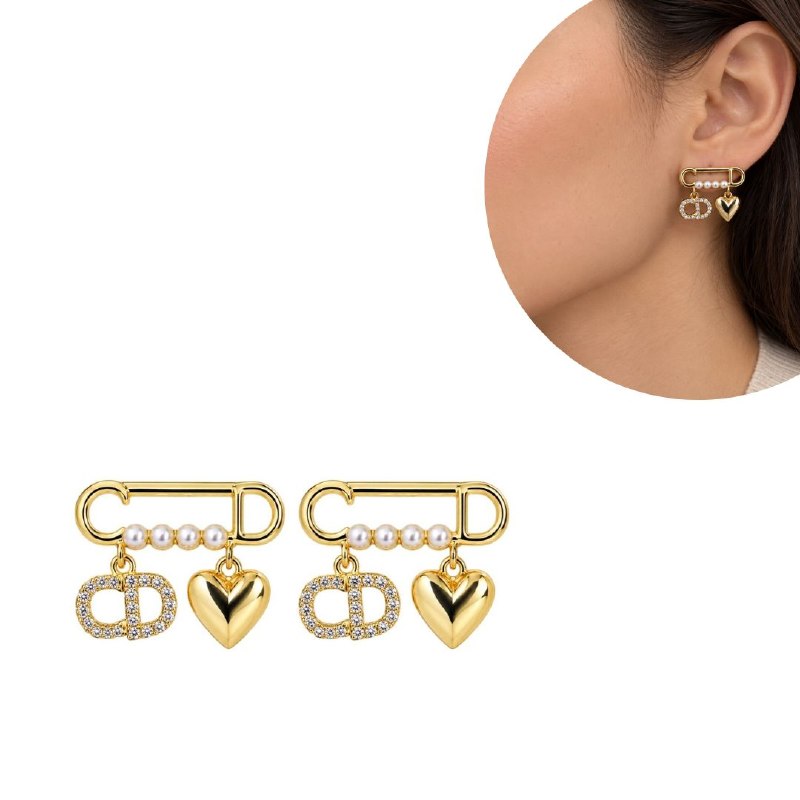 ARITOS DE ENCHAPE CON DISEÑO DE IMPERDIBLE CON PERLAS, LOGO DE CIRCONES Y CORAZÓN 2CM