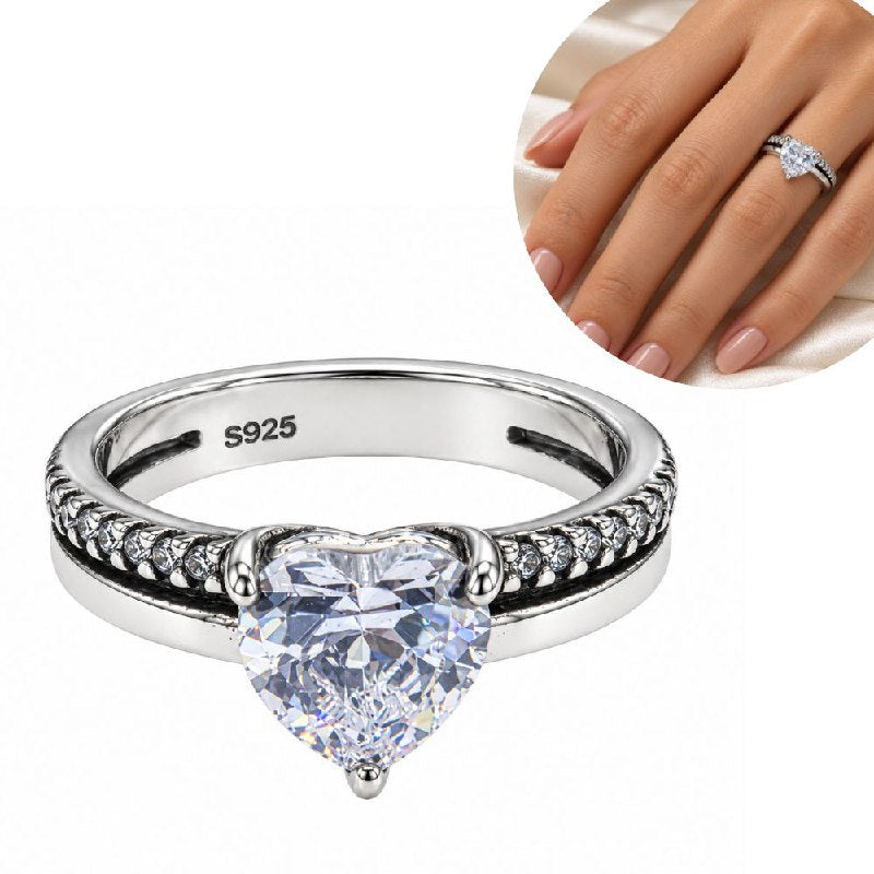 ANILLO DE PLATA 9.25 PARA DAMA CON DISEÑO DE CIRCON EN FORMA DE CORAZON 3.6G