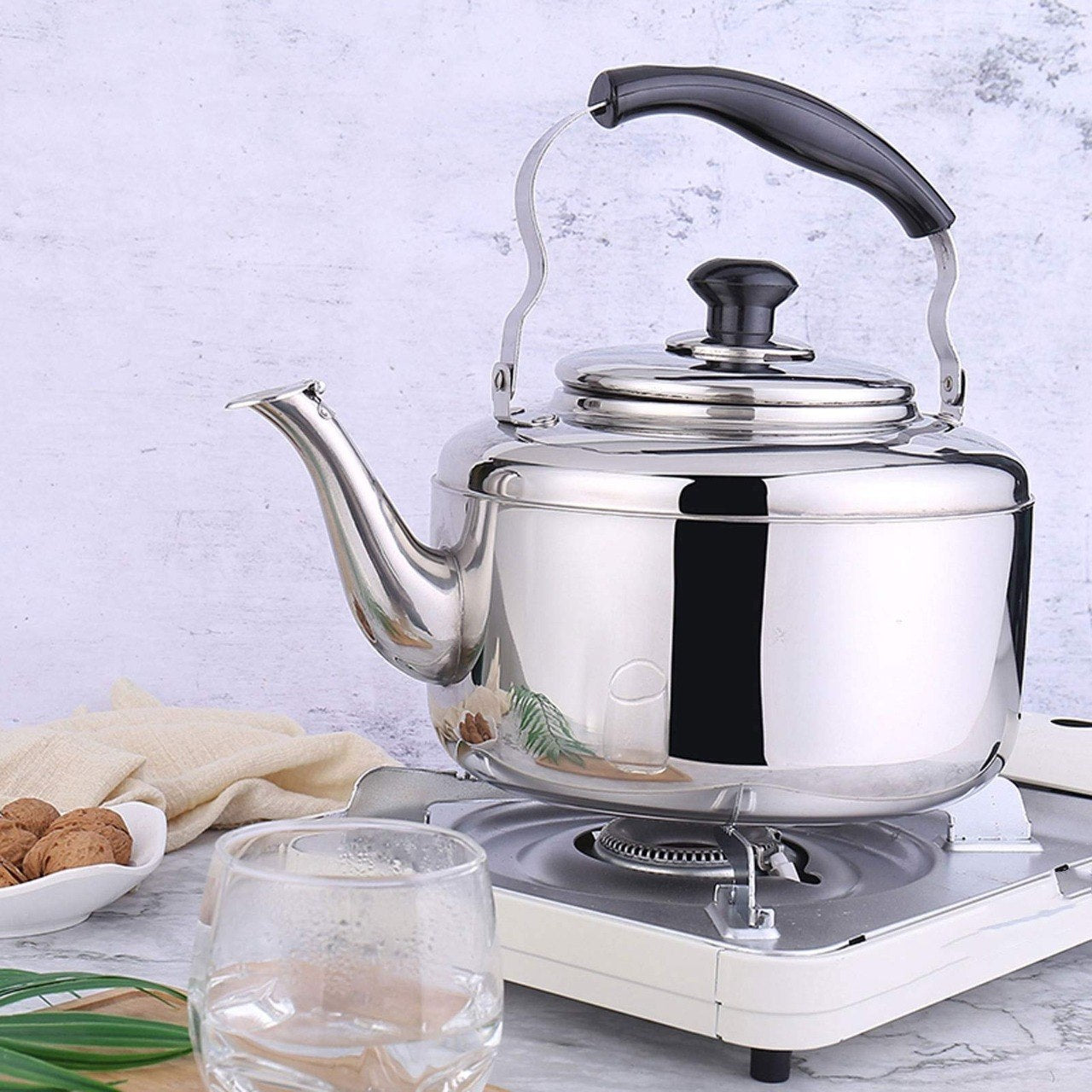 TETERA SILBADORA PARA ESTUFA DE ACERO INOXIDABLE Y MANGO RESISTENTE AL CALOR CRYSTAL CUISINE 3L