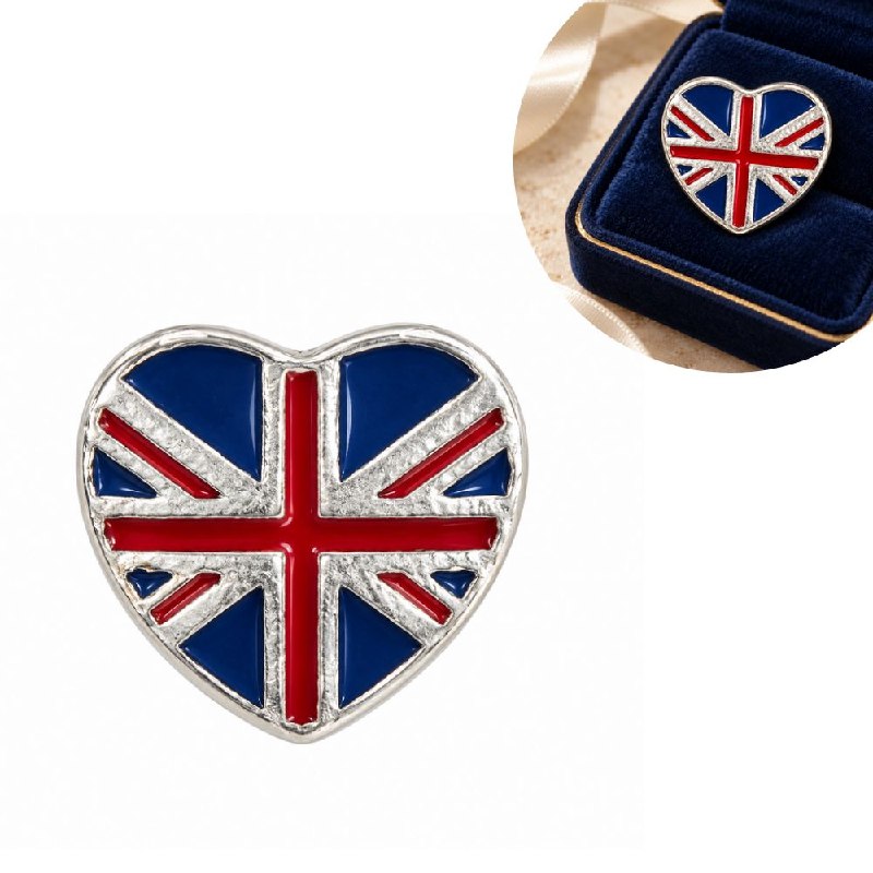 CHARM DE PLATA 9.25 CON DISEÑO DE BANDERA DE INGLATERRA EN FORMA DE CORAZON MEDIDA: 1CM PESO: 2.7G