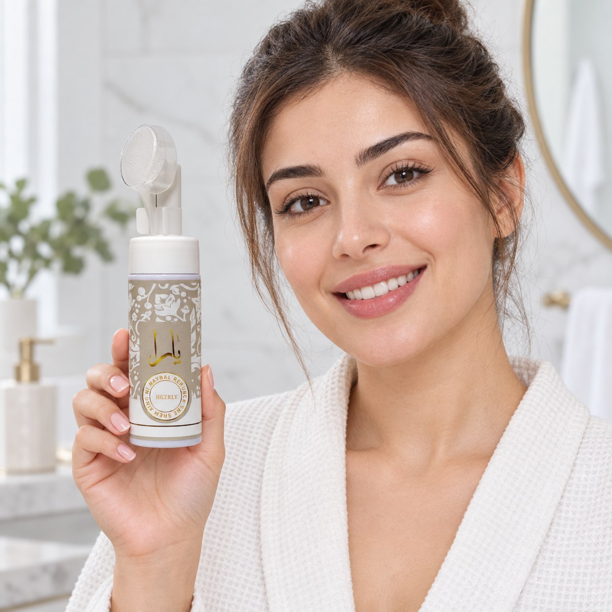 LIMPIADOR FACIAL EN ESPUMA PROFUNDA HIDRATANTE REMOVEDORA DE MAQUILLAJE HGZRLY 150ML DUPE DE LATTAFA YARA MOI