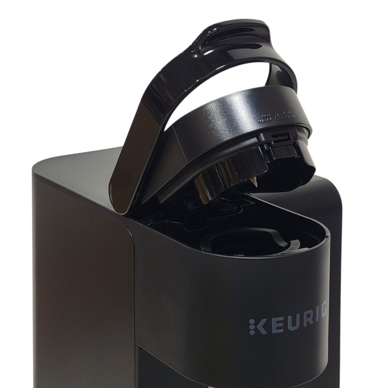 MAQUINA CAFETERA DE SERVICIO INDIVIDUAL EN COLOR NEGRO KEURIG K EXPRESS 36OZ 13CM