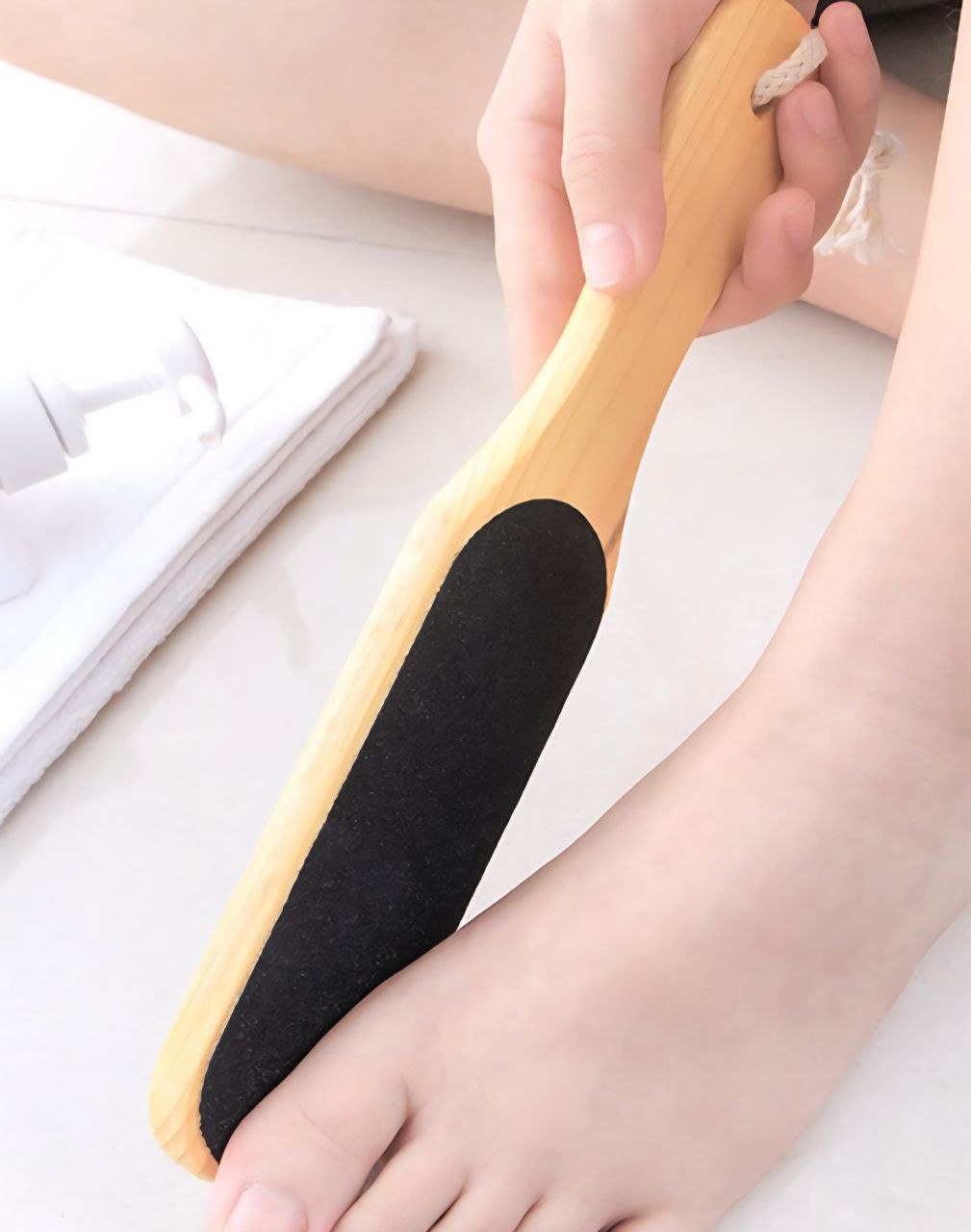 LIMA PARA PIES DE DOBLE CARA CON MANGO DE MADERA STAY BEAUTIFUL