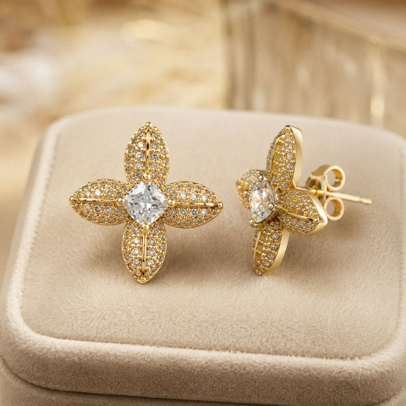 ARITOS DE ENCHAPE PARA DAMA CON DISEÑO DE FLOR 2CM (DUPE LOUIS VUITTON)