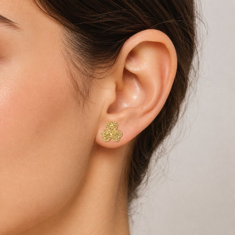 ARITOS DE ENCHAPE PARA DAMA CON DISEÑO DE TREBOL 1CM (DUPE VAN CLEFF)
