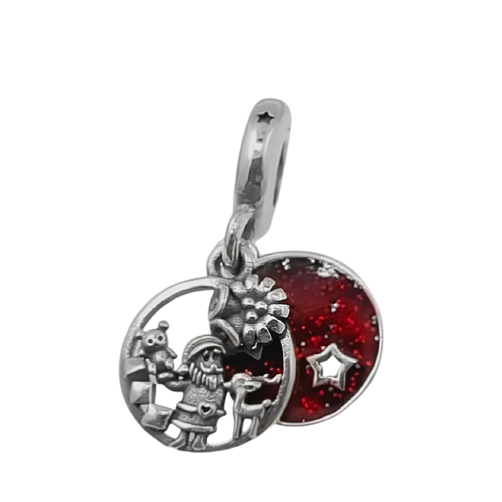 CHARM DE PLATA COLGANTE DOBLE DE NAVIDAD DE SANTA CON FONDO ROJO