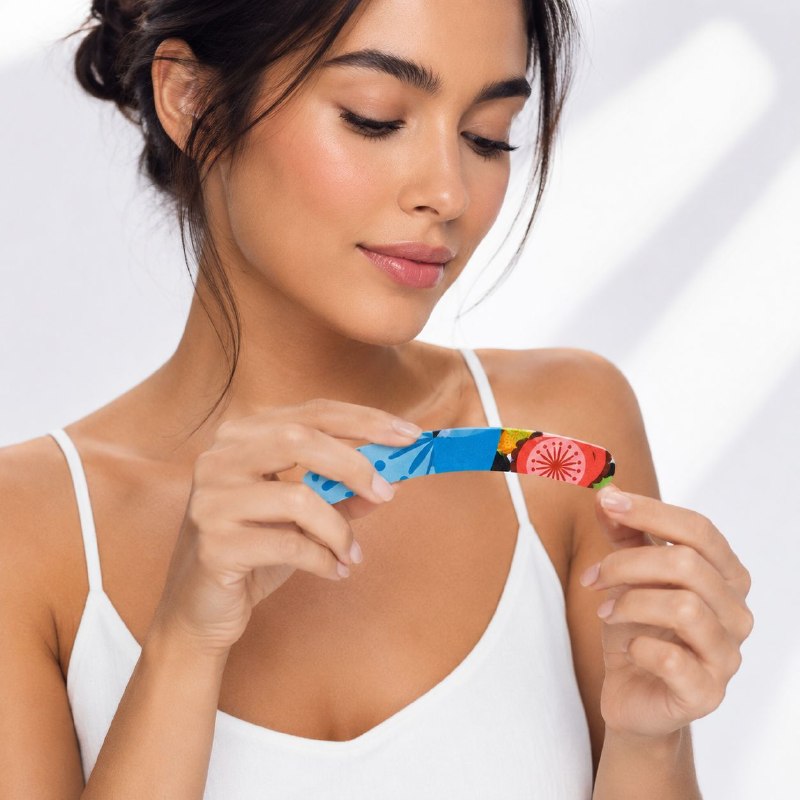 LIMA PARA UÑAS CURVA PARA MANICURA YH BEJA COSMETICS 18CM