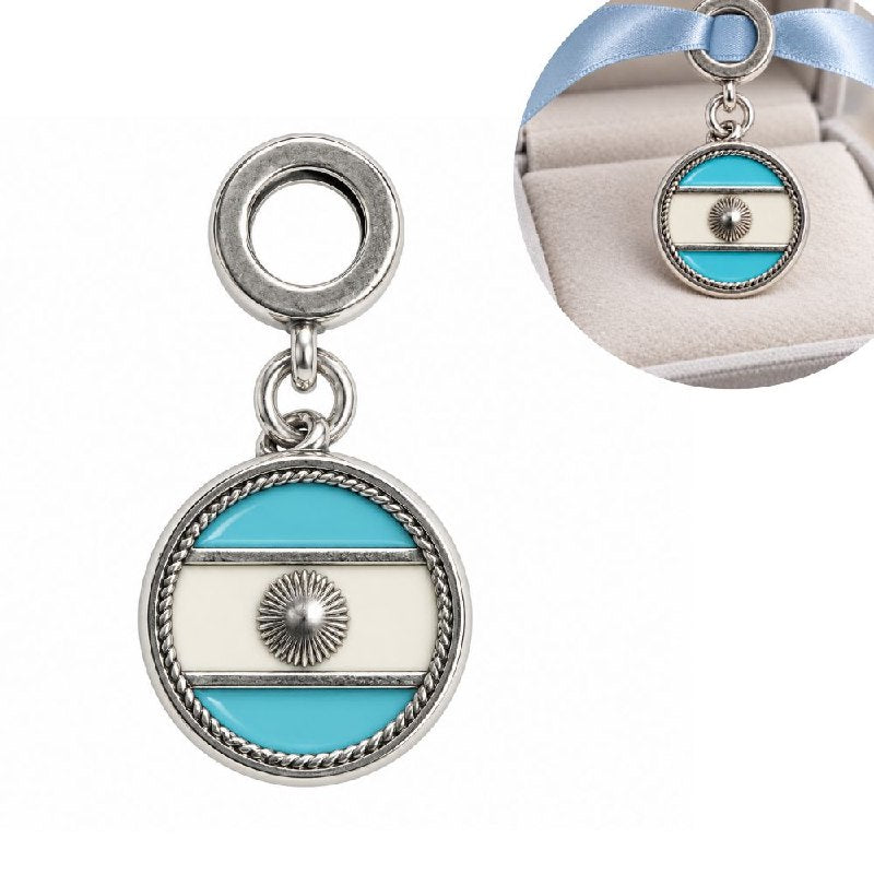CHARM DE PLATA 9.25 CON DISEÑO DE BANDERA DE ARGENTINA MEDIDA: 2CM PESO: 2.7G