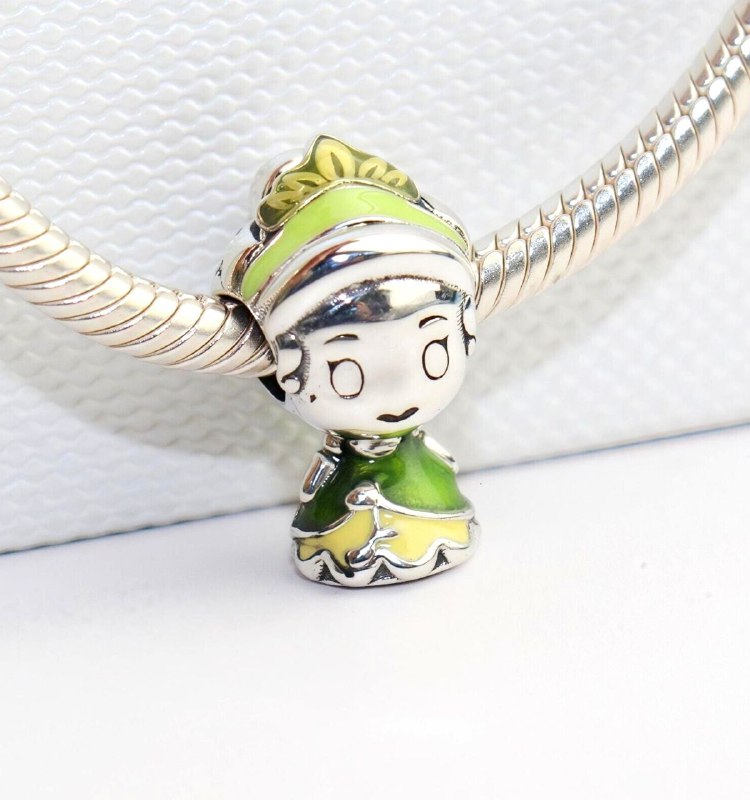 PCHARM2826 FORMA MUJER