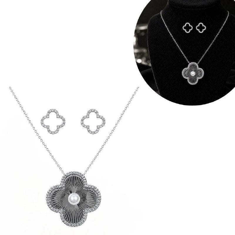 SET DE ENCHAPE PARA DAMA CADENA, DIJE Y TOPOS TRÉBOL CON PERLA Y CIRCONES