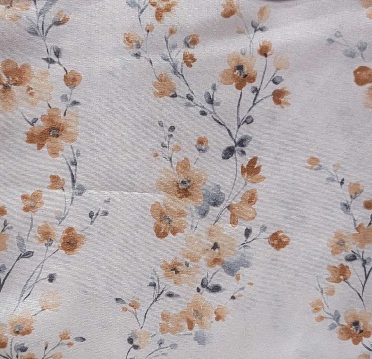 CORTINA PARA VENTANA CON DISEÑO FLORAL HOME&YOU 137X228CM