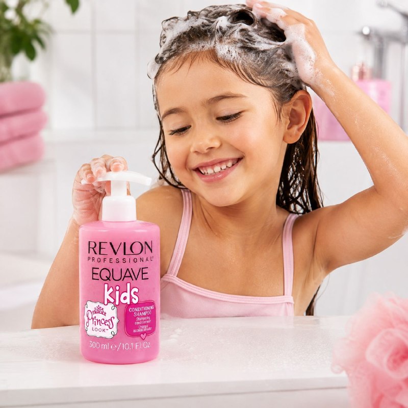 SHAMPOO 2 EN 1 Y ACONDICONADOR SUAVE HIDRATANTE Y DESENREDANTE PARA NIÑAS REVLON 300ML