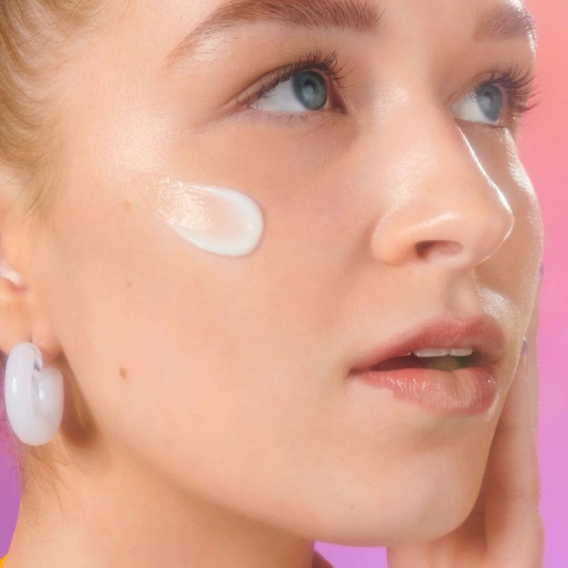 CREMA FACIAL HIDRATANTE DE AGUA QUE SUAVIZA Y REFRESCA LA PIEL, RAPIDA ABSORCION PARA PIELES MIXTAS BUBBLE 50ML (DUPE PROTINI)