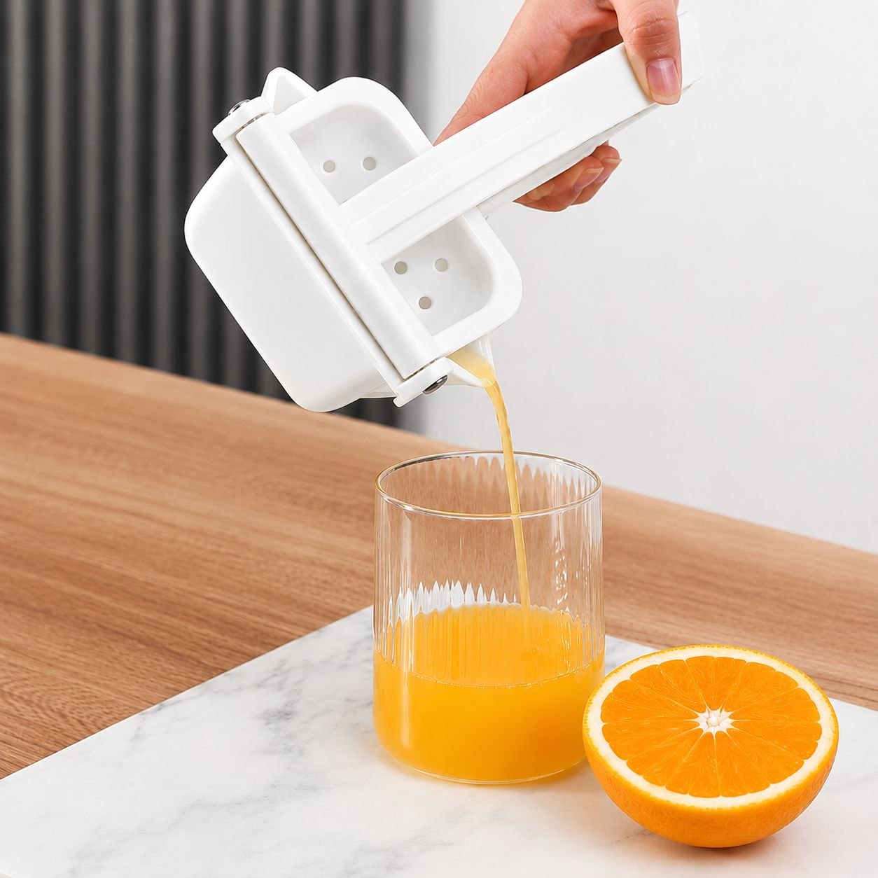 EXTRACTOR DE JUGOS RÁPIDA Y PRÁCTICA BAO SHUN HE 24CM