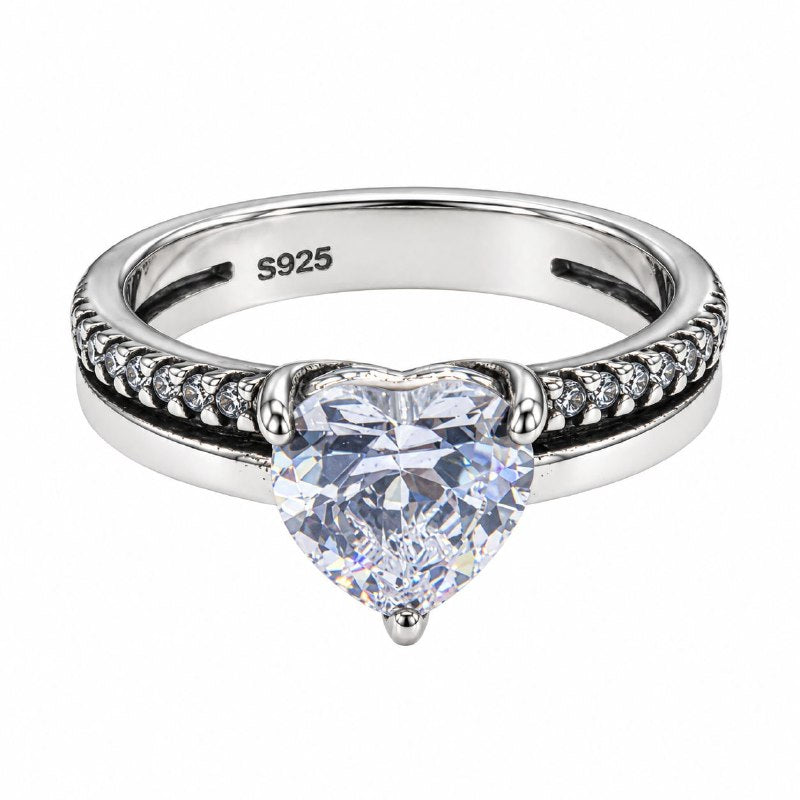 ANILLO DE PLATA 9.25 PARA DAMA CON DISEÑO DE CIRCON EN FORMA DE CORAZON 3.6G