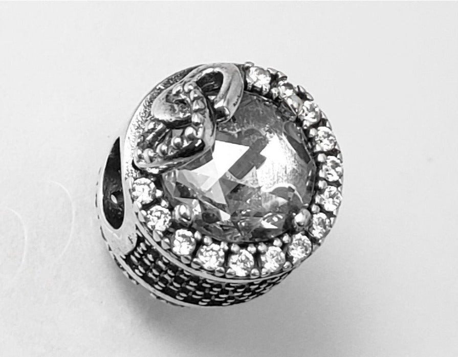 PCHARM2117  CIRCULAR PIEDRA TRANSPARENTES Y CIRCONES TRANSPARENTES AL REDEDOR