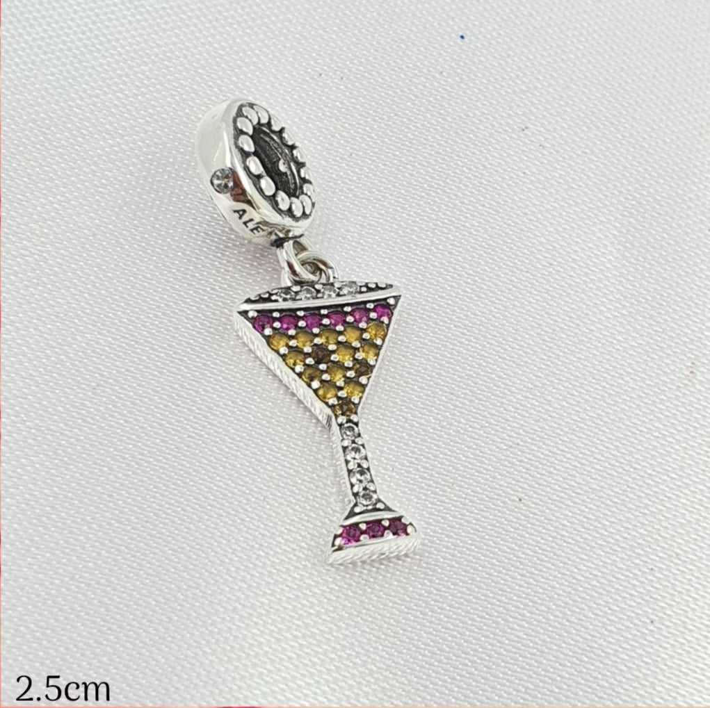 PCHARM2645#1    COLGANTE DE COPA DE COCTEL CON CIRCONES DE COLORES