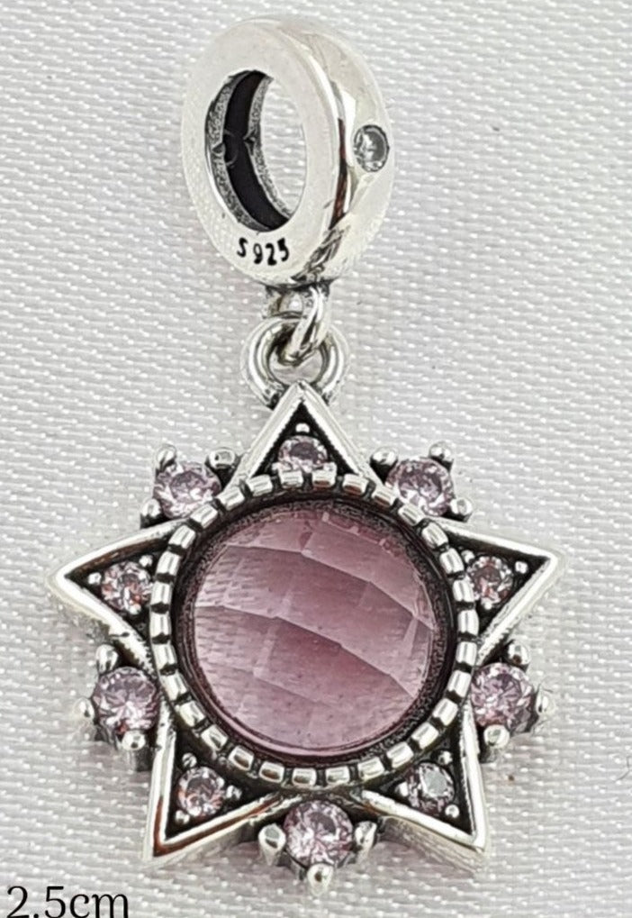 PCHARM2650#4  COLGANTE DE ESTRELLA CON CIRCONES ROSADOS