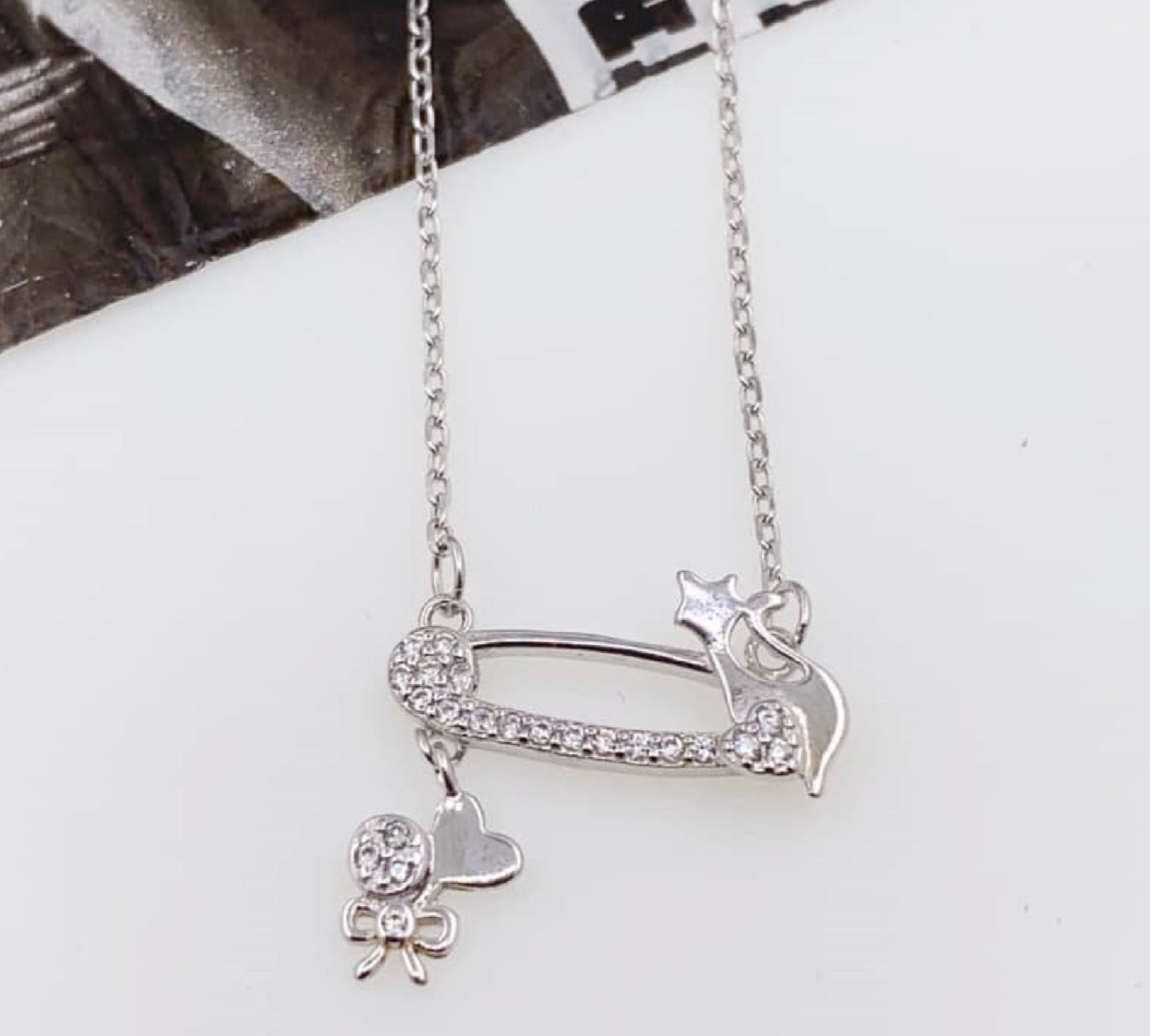 PDIJE1183 GANCHO PARA BEBE CON CADENA