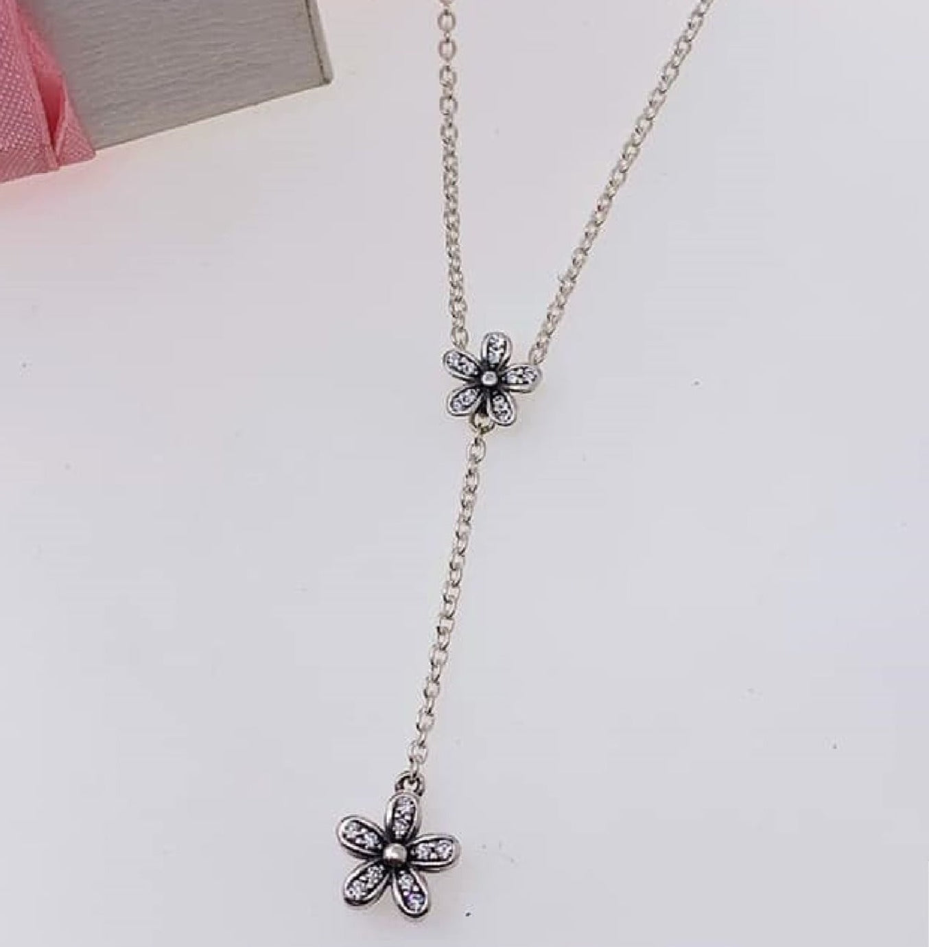 PDIJE1252  FLOR CON CADENA PLATA 925