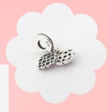 PCHARM2648    COLGANTE DOBLE DE FLOR CON UN CIRCON EN MEDIO