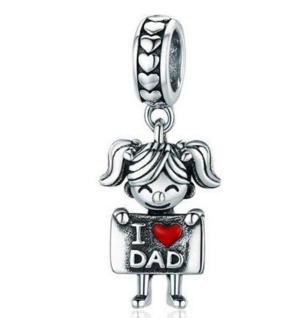 PCHARM2061  COLGANTE DE NIÑA CON LETRERO DE AMO A PÁPA