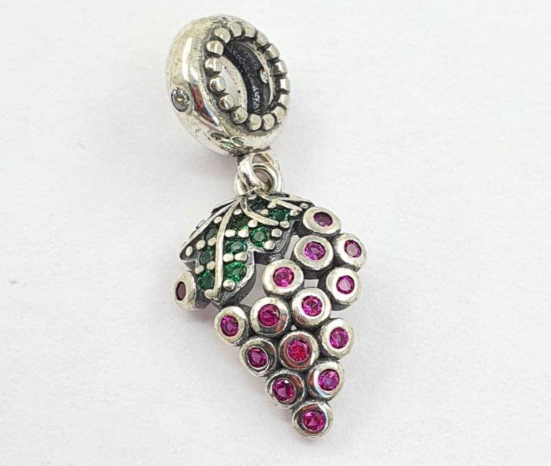 PCHARM2688   COLGANTE DE UN RAMO DE UVAS
